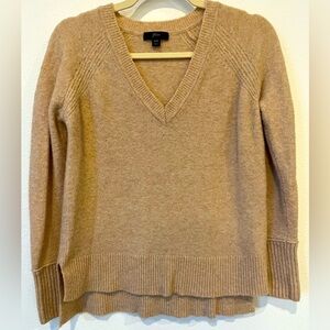 J. Crew Women’s Tan Merino Wool V-Neck Super Soft Sweater XXS